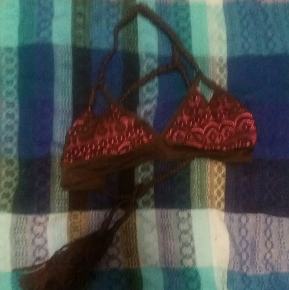 Unique Handmade Crochet Bikini Top 😍 - Picture 3 of 9